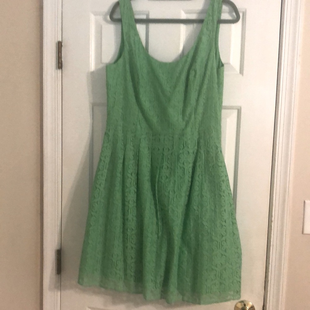 Lilly Pulitzer beautiful kelly grn. tank dress.